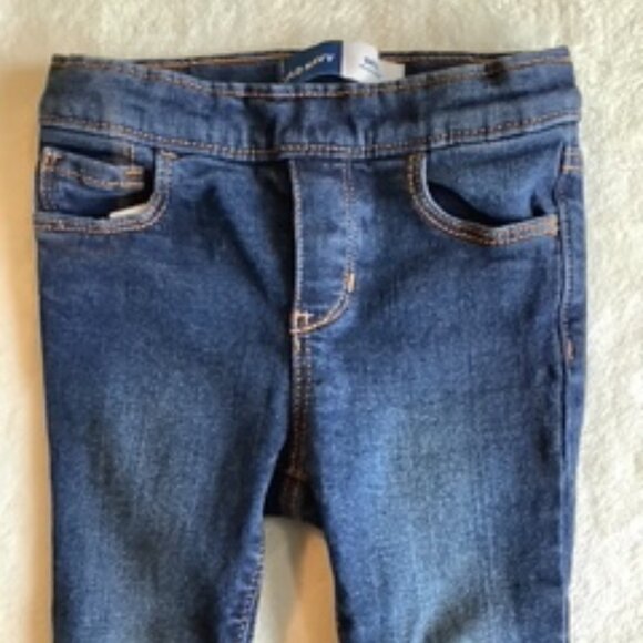 OLD Navy jeans (SKIN) - Picture 3 of 6